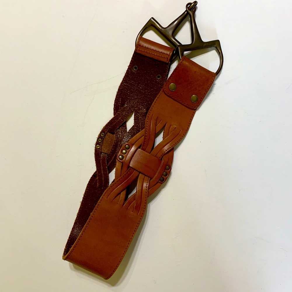 Brown all learher hip belt with bit buckle
